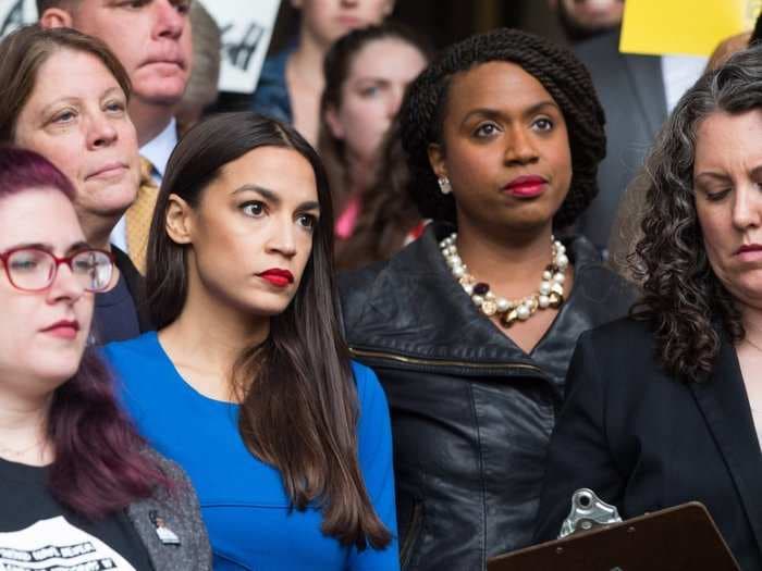 'Where's labor? Activists?': Alexandria Ocasio-Cortez and other new House progressives are tweeting their dissatisfaction with orientation at Harvard