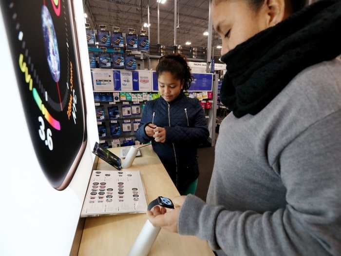 Best Buy expands Apple repair service program to every US store