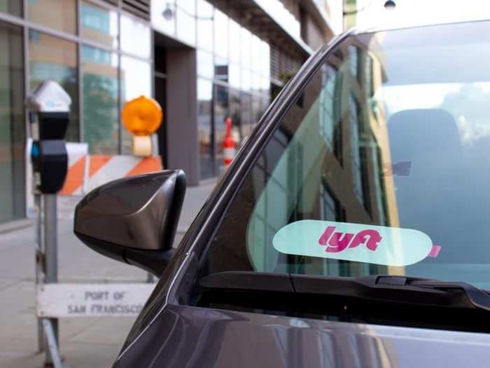 Lyft broke the law when it failed to tell Chicago about a driver it kicked off its app. A month later he killed a taxi driver while working for Uber.