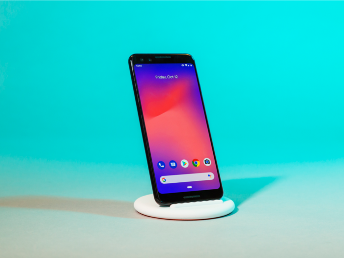 Amazon is offering $299 off Google's Pixel 3 and 3 XL phones for a limited time