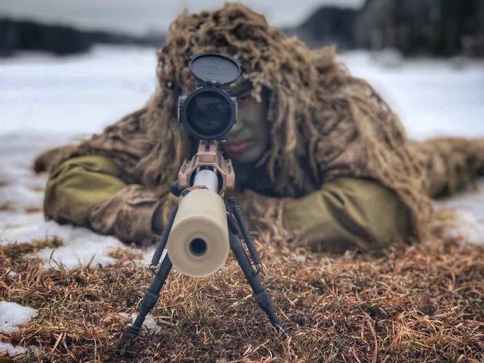 This Marine Corps sniper put a bullet in a target nearly 8,000 feet away - here's how he took one of the toughest shots of his life