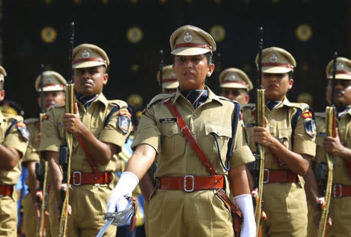 Tired of 14-hour work days, a third of Indian police officers are keen on quitting