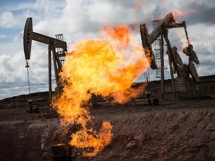 Dividends of 7 top oil majors face a mounting risk of being cut, a top analyst warns