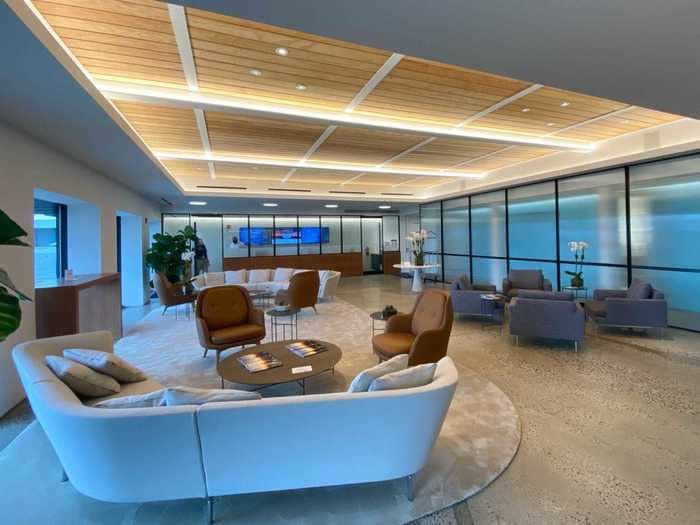 I visited the newly opened private jet terminal at Teterboro Airport and am now dreading returning to commercial – see inside
