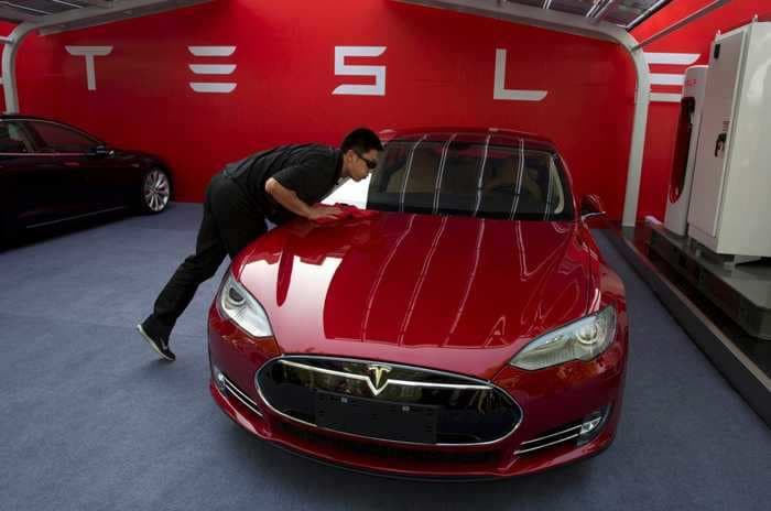 Tesla appears to have quietly killed its 7-day, no questions asked return policy