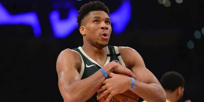 Giannis Antetokounmpo to sign a 5-year, $228 million extension with the Bucks in a huge win for the NBA's small markets