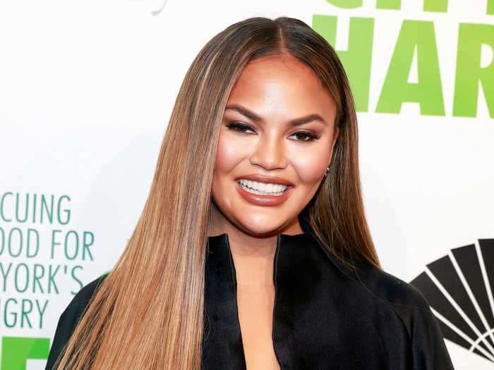 Chrissy Teigen shared her 'life hack' for removing blackheads while wearing a mask, but a dermatologist warns against keeping pore strips on too long