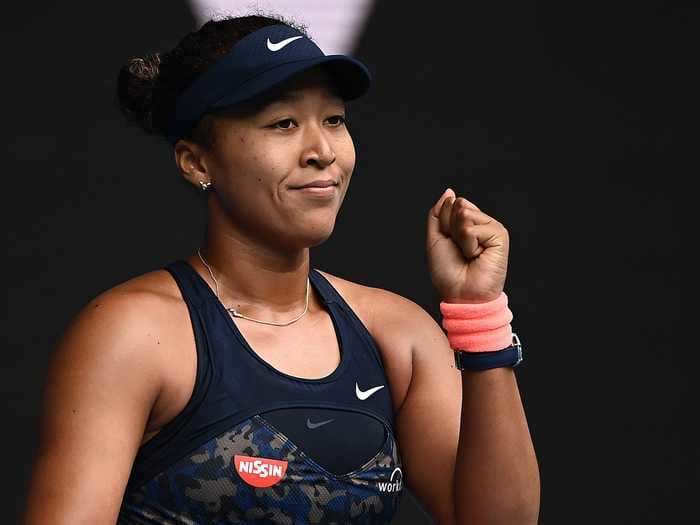 Naomi Osaka cruised through the Australian Open 1st round in dominant fashion, beating her opponent in just an hour and 8 minutes