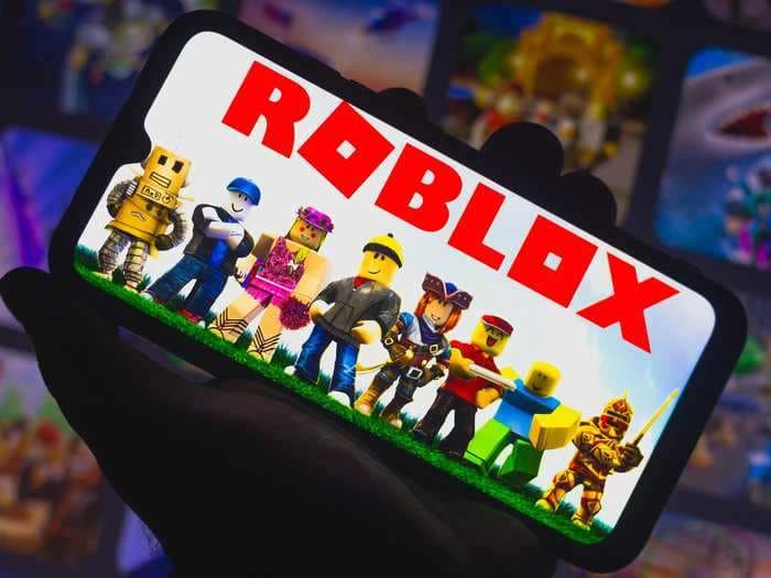 A lawsuit alleges Roblox scammed kids by selling in-game items, then deleting them without giving refunds
