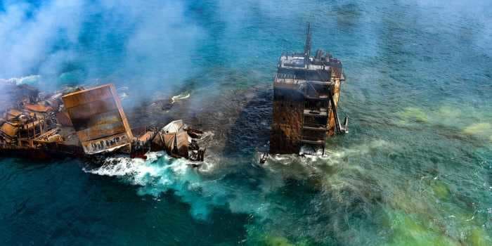 Dramatic photo shows a leaking cargo ship sink off Sri Lanka, where officials are preparing for a devastating oil spill