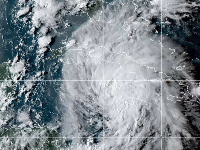 Live updates: Hurricane Ida forecast to land in the Gulf Coast on the 16th anniversary of Hurricane Katrina