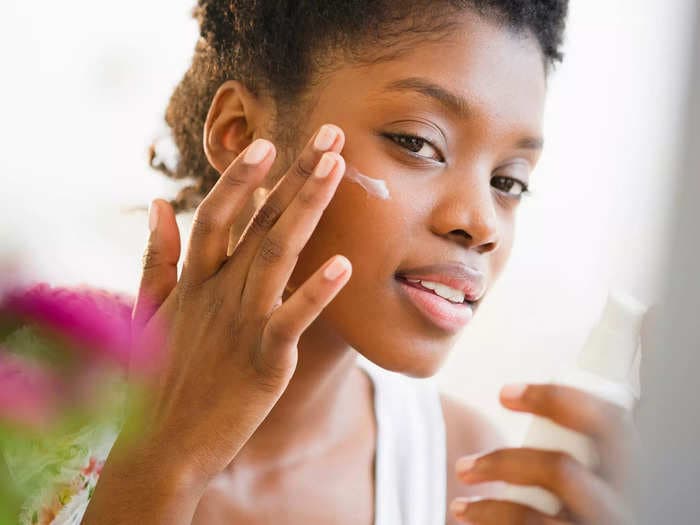 Beat dry winter skin with these 4 dermatologist-approved moisturizing ingredients