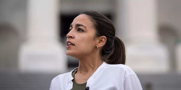 Alexandria Ocasio-Cortez says GOP is 'projecting their sexual frustrations' after former Trump adviser comments on her vacation photo