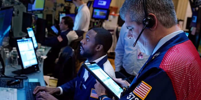 US stocks edge higher as investors digest earnings following worst monthly performance in 2 years