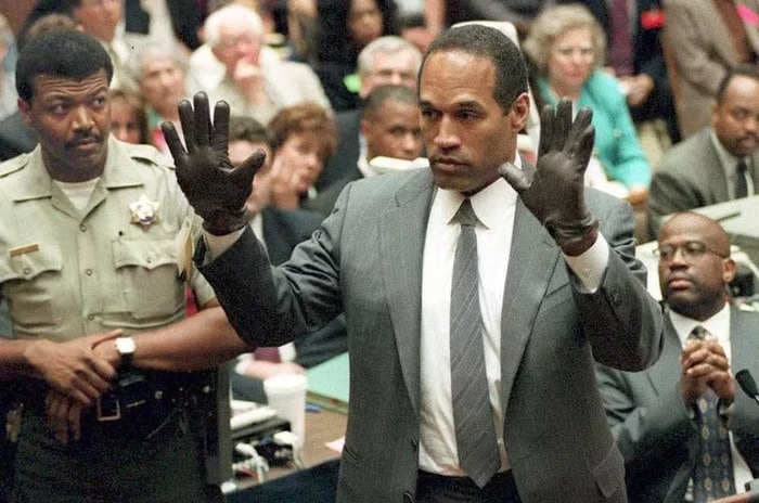 A UFC heavyweight took a photo with O.J. Simpson and posted it on social media with an utterly awkward caption