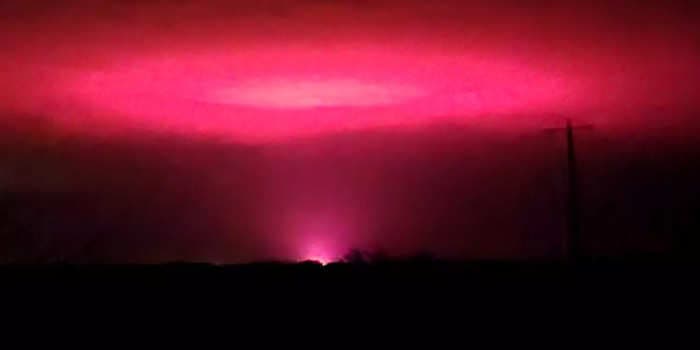 The sky in an Australian town mysteriously turned pink. Turns out it was caused by a secret medical cannabis farm nearby.