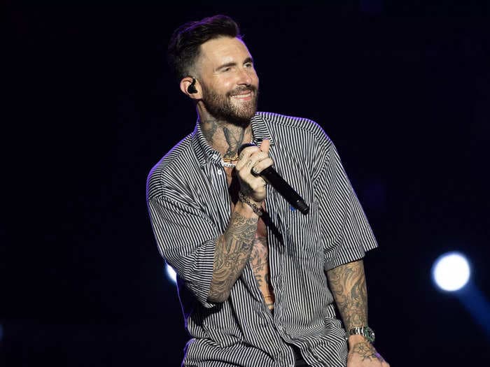 Twitter is having an absolute field day with Adam Levine's alleged racy DMs
