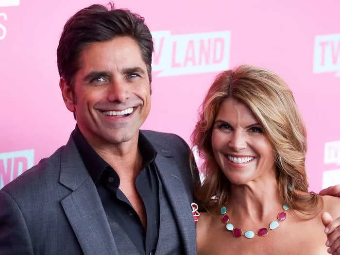 'Full House' star John Stamos defends Lori Loughlin and says she 'didn't know what was going on' during the college admissions scandal