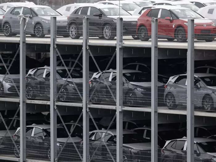 Experts fear deteriorating parking lots could collapse under the weight of heavy electric vehicles, says report
