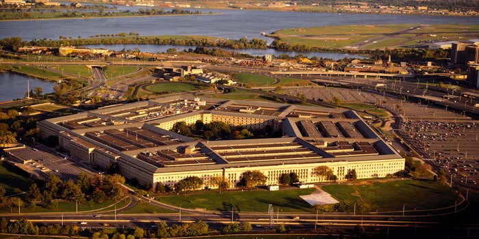 Pentagon leak suspect Jack Teixeira boasted online he'd thought of everything and was untraceable, FBI investigator says. The feds caught him easily.