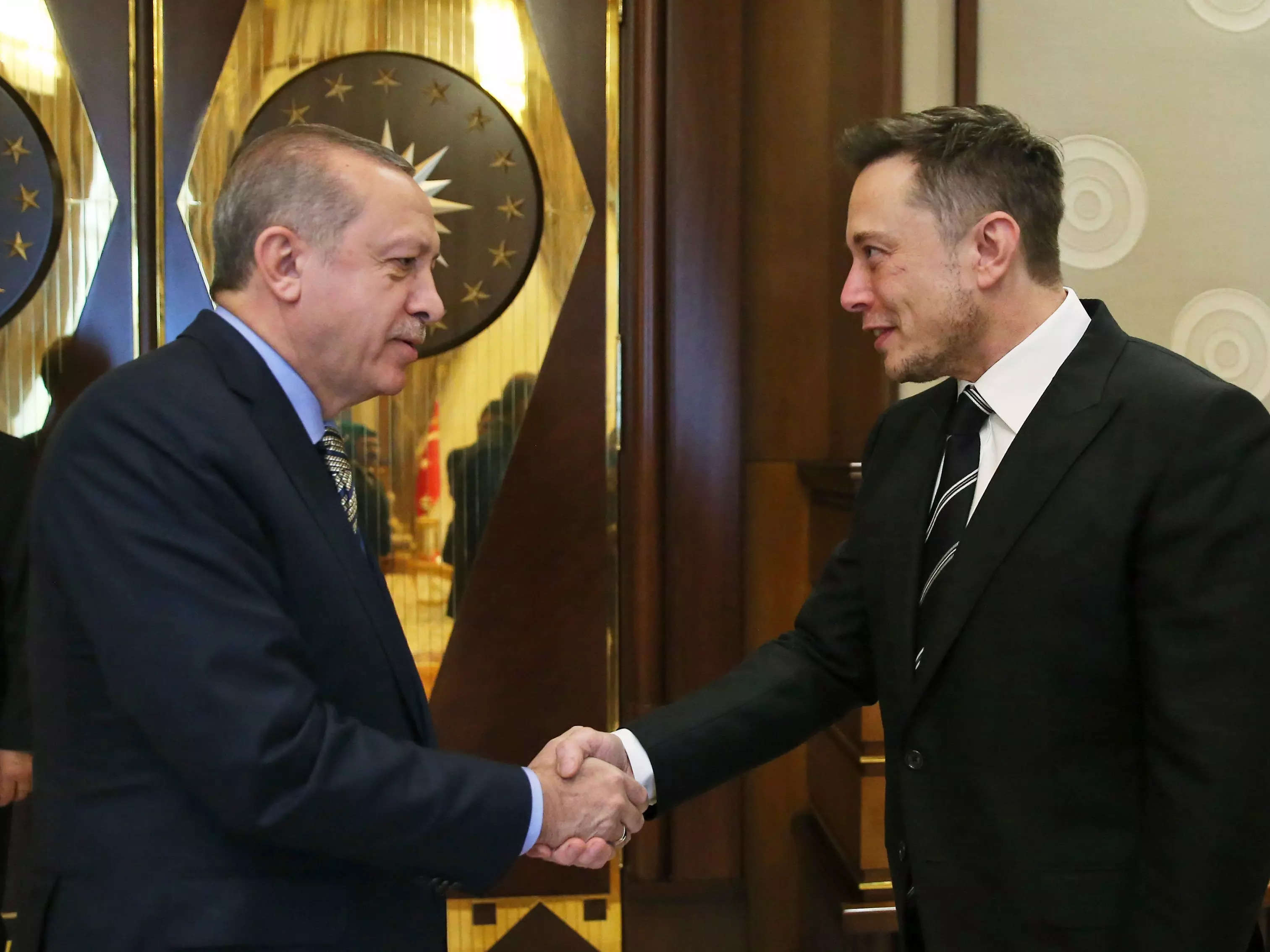 'Free speech opportunist' Elon Musk caved to government pressure to censor tweets ahead of the Turkish election. Critics argue SpaceX dealings with the country's right-wing leader may have caused the reversal.