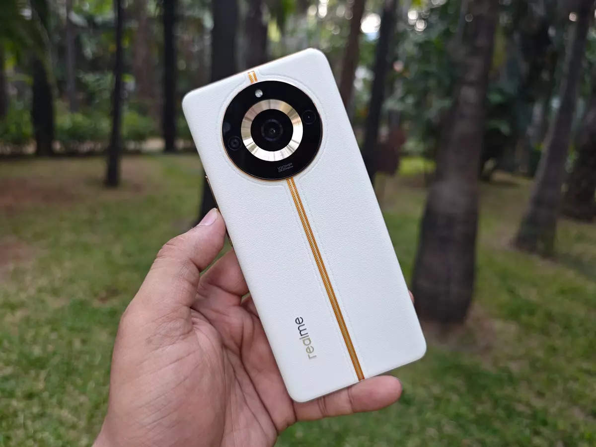 Realme 11 Pro 5G Review  A replica of its predecessor with minor  trade-offs - The Hindu