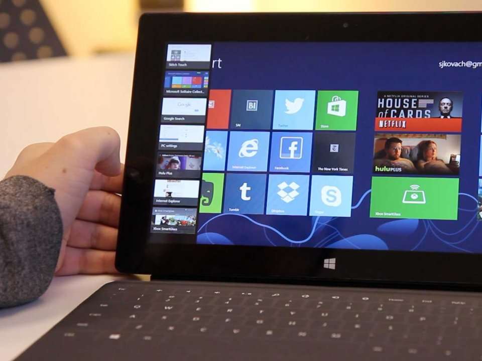 Microsoft Has New Windows 8 Ads[THE BRIEF] | Business Insider India
