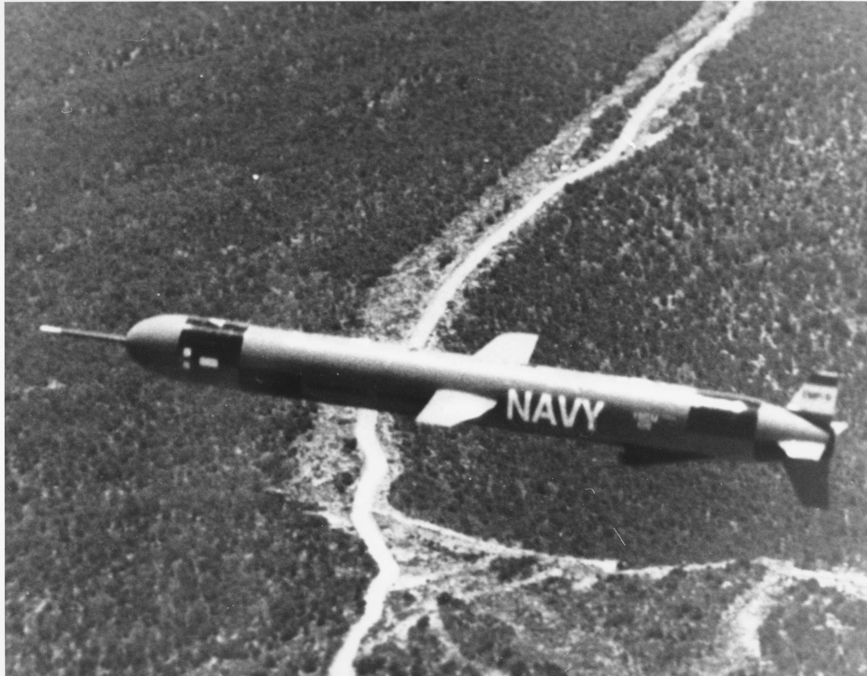 Ракеты томагавк. Томагавк ракета. BGM-109 Tomahawk Cruise Missile. Крылатые ракеты США. Томагавк дальность полета ракеты.