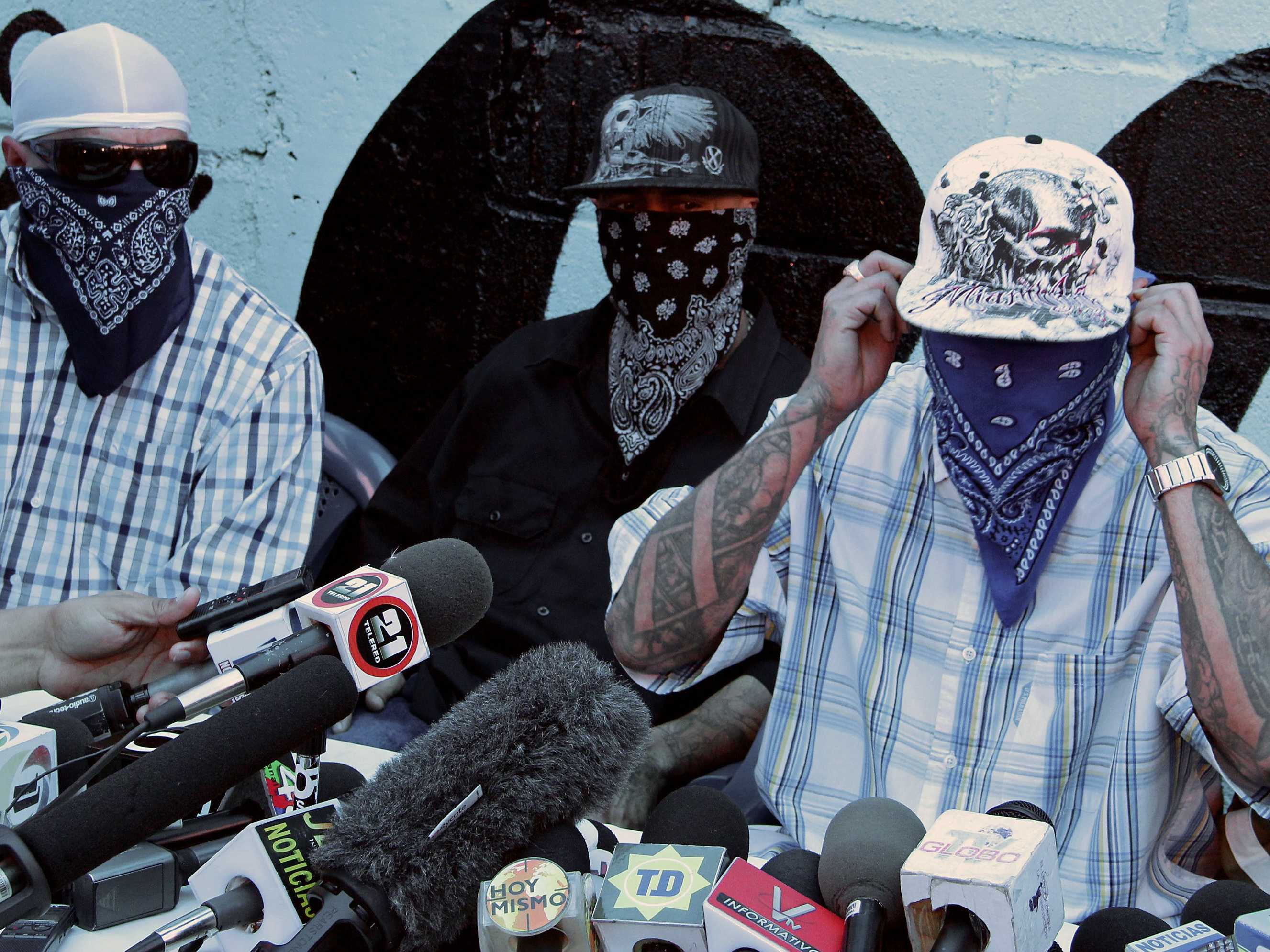1 бандитизм. Банды Лос-Анджелеса латиноамериканцы.