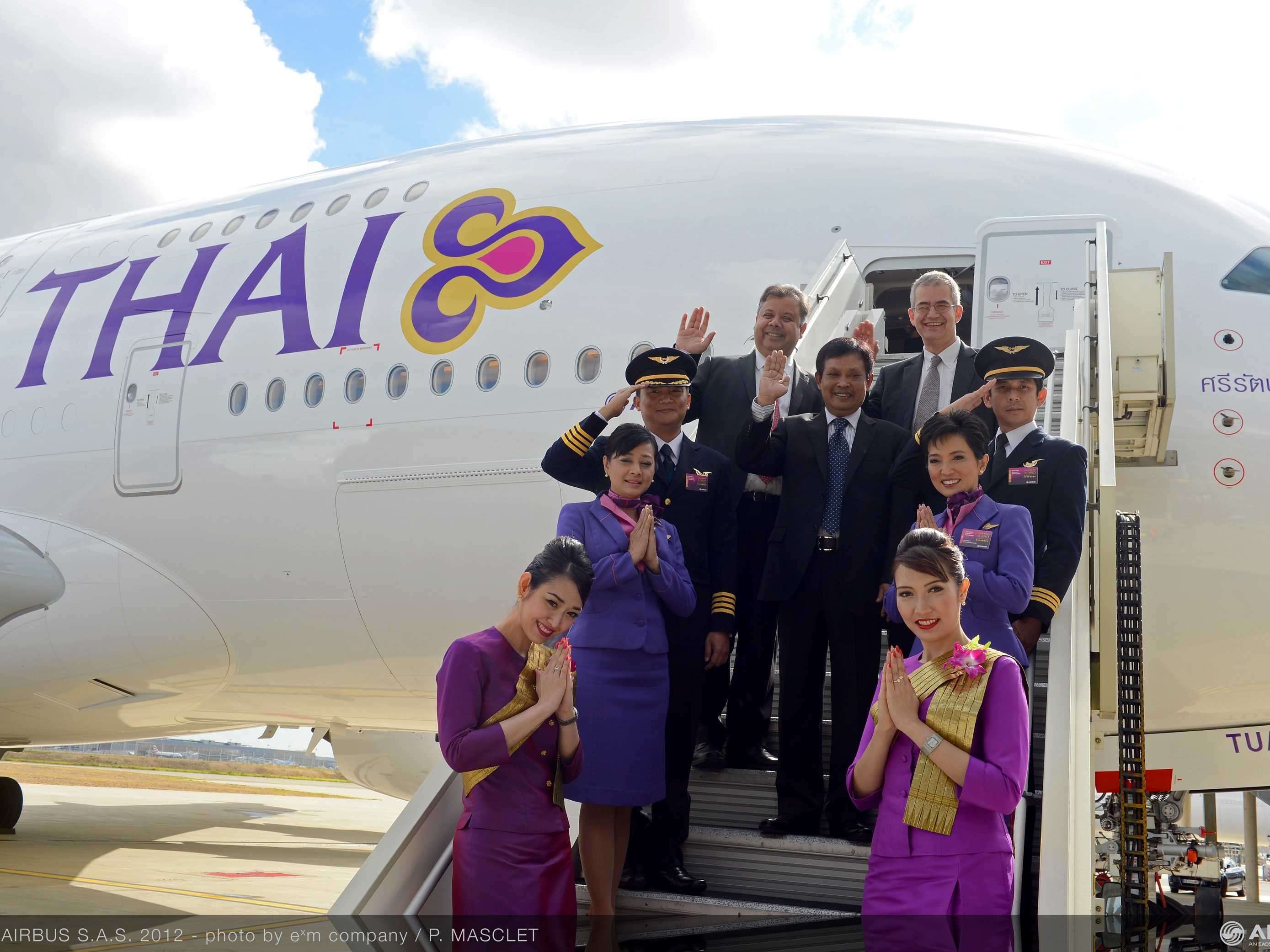 Авиакомпания сунь вынь фото. Самолет тайские авиалинии. Thai Airways рейсы. Thai Airways самолеты. Авиакомпания Thai Airways Пхукет Бангкок самолеты.