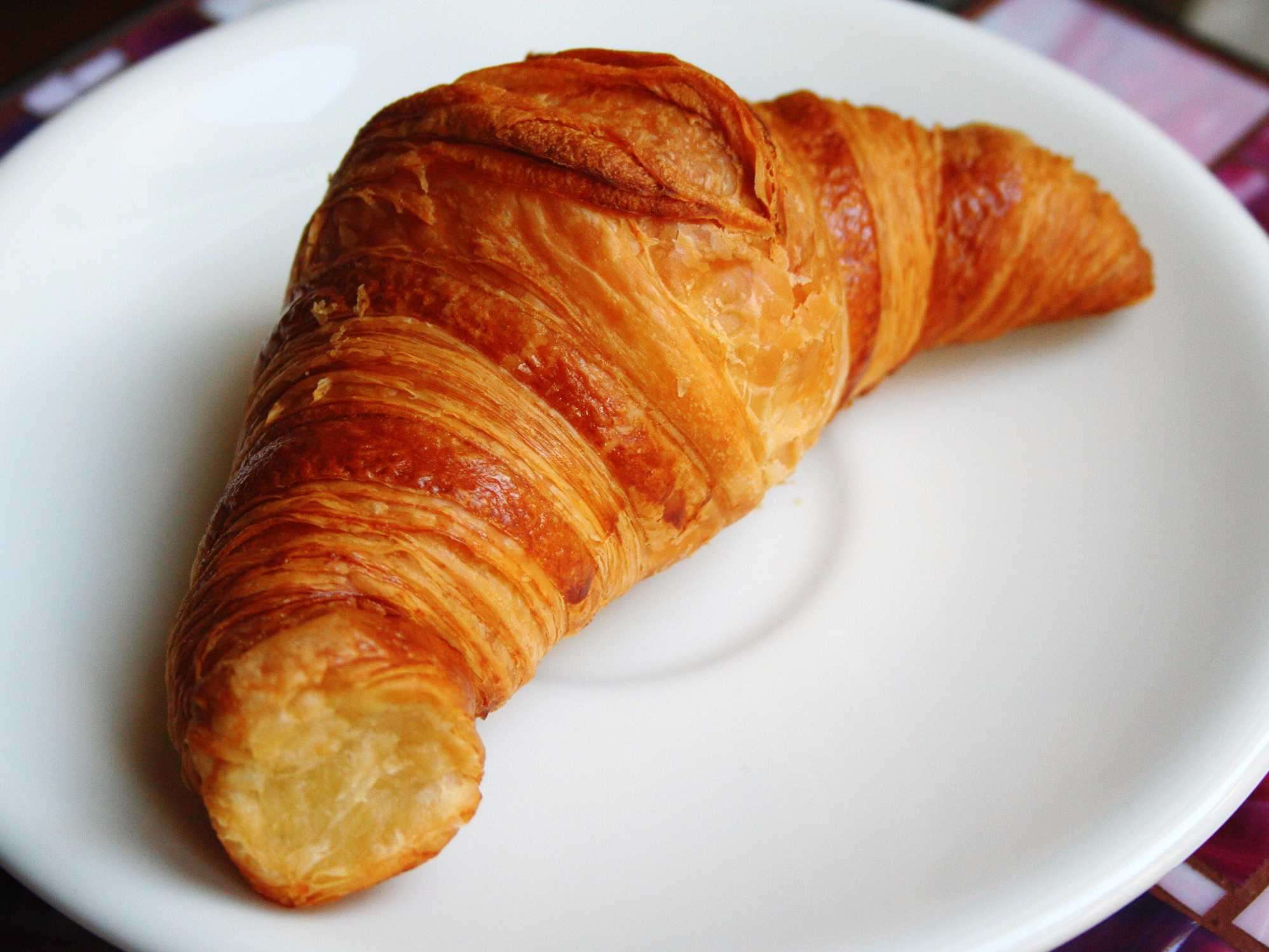 Croissant Bread - Fresh flaky croissants served for breakfast - Free ...