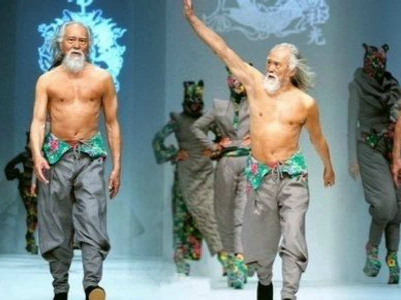 This 80 year old hottest grandfather in China just walked the ramp and women  across the globe are going crazy