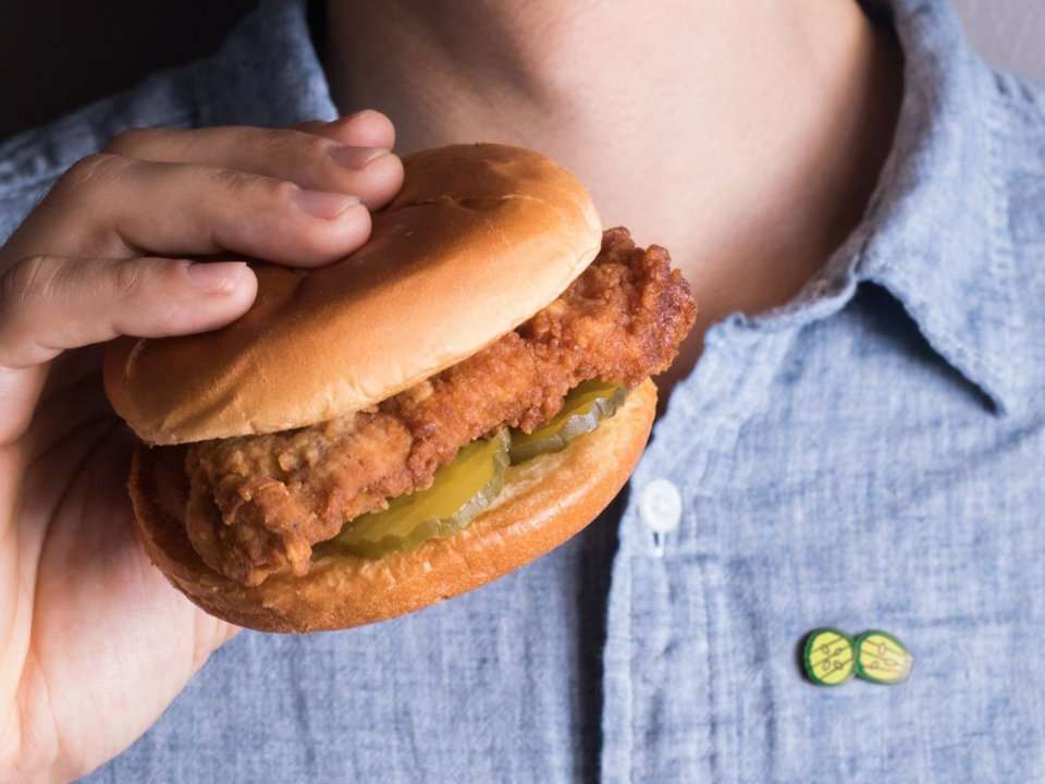ChickfilA is giving away 200,000 free chicken sandwiches here's how