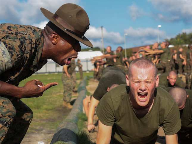 This Is What 24 Hours Is Really Like For Recruits At Us Marine Corps Boot Camp Business