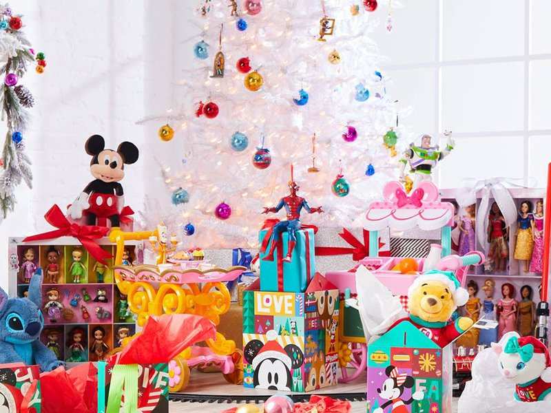 16 Disney Christmas decorations that are so much more fun than traditional  wreaths and ornaments | Business Insider India
