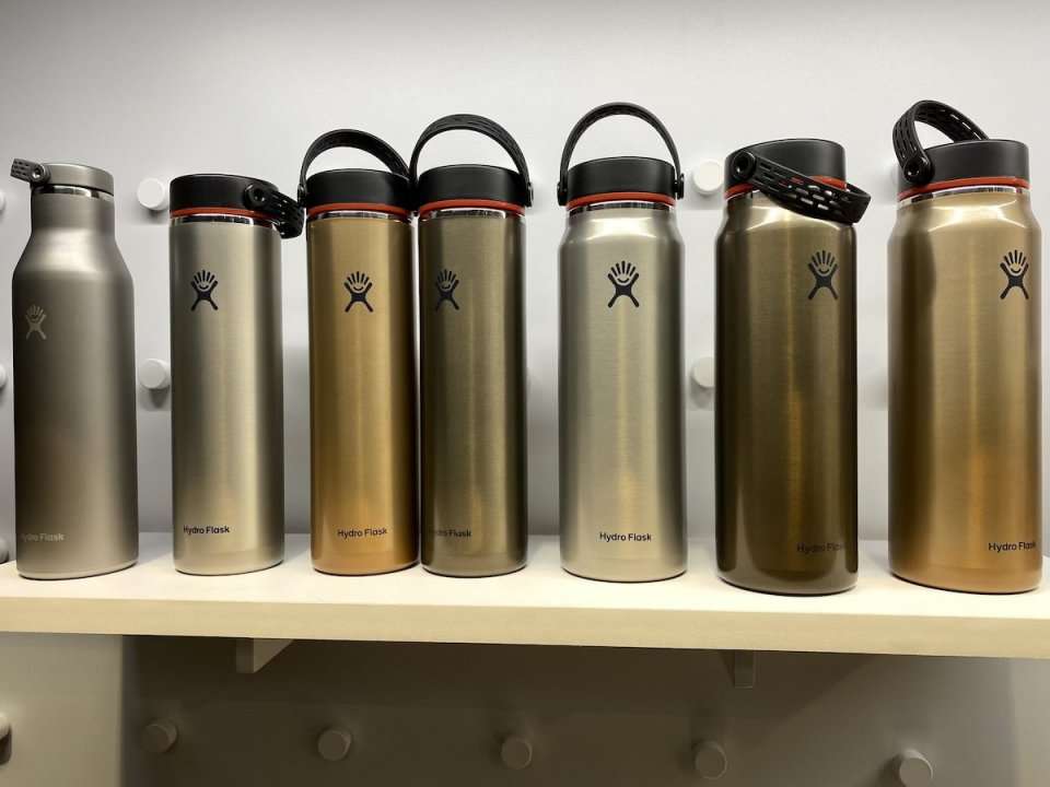 https://www.businessinsider.in/photo/74072269/hydro-flask-continues-to-expand-beyond-its-popular-water-bottle-line-with-new-hydration-packs-and-lunch-boxes-planned-for-2020.jpg