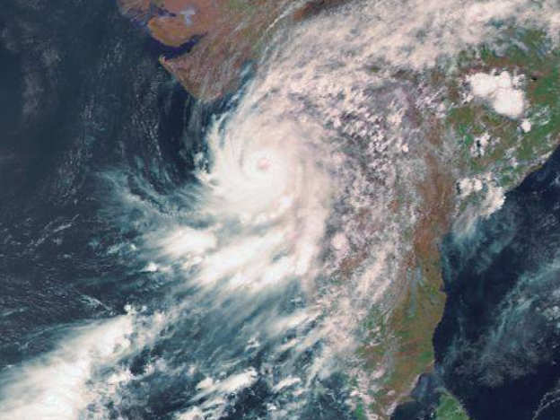 Scary Images Of Nisarga Cyclone From Outer Space Businessinsider India