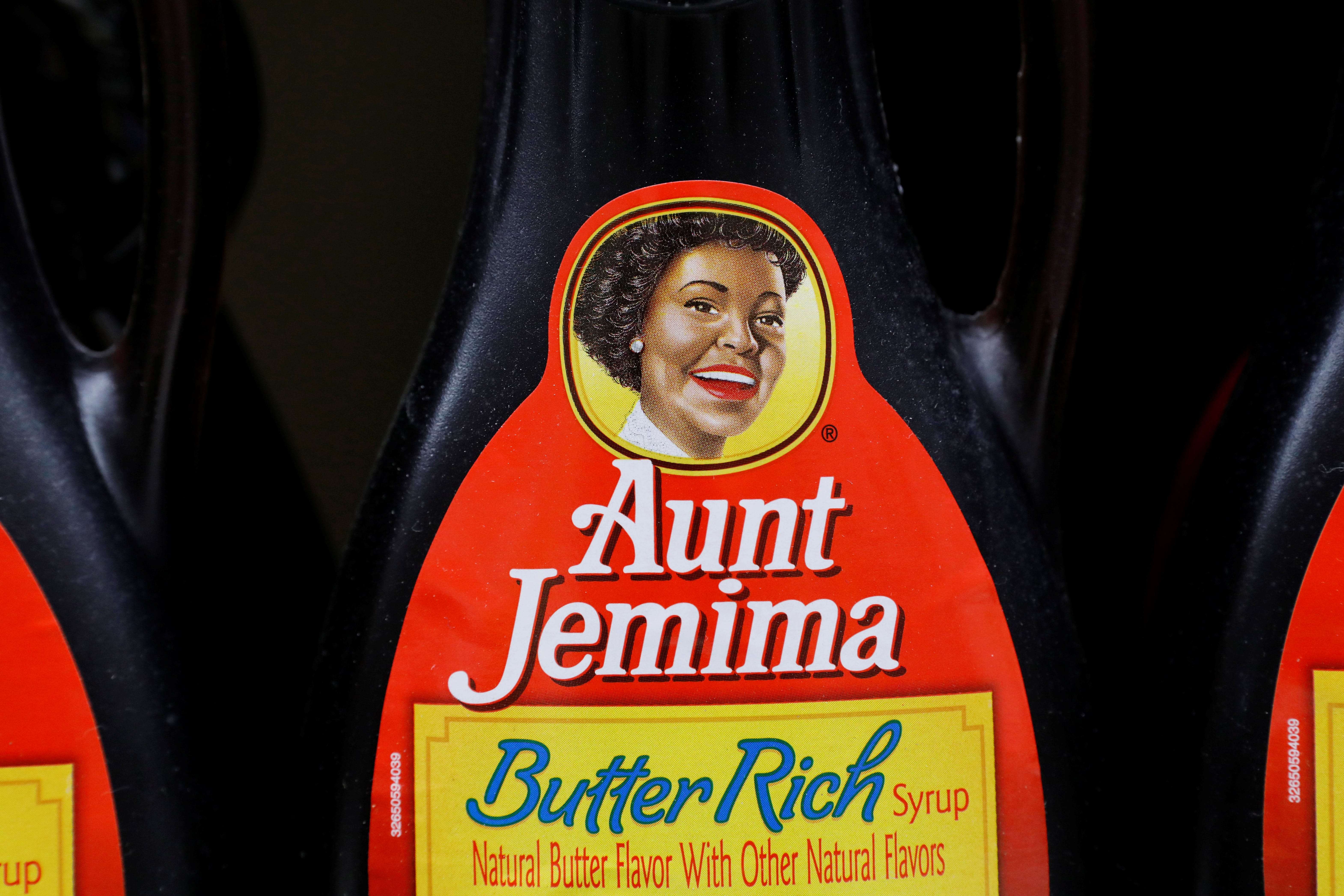Aunt Jemima's logo has changed 6 times, and its history is rooted in