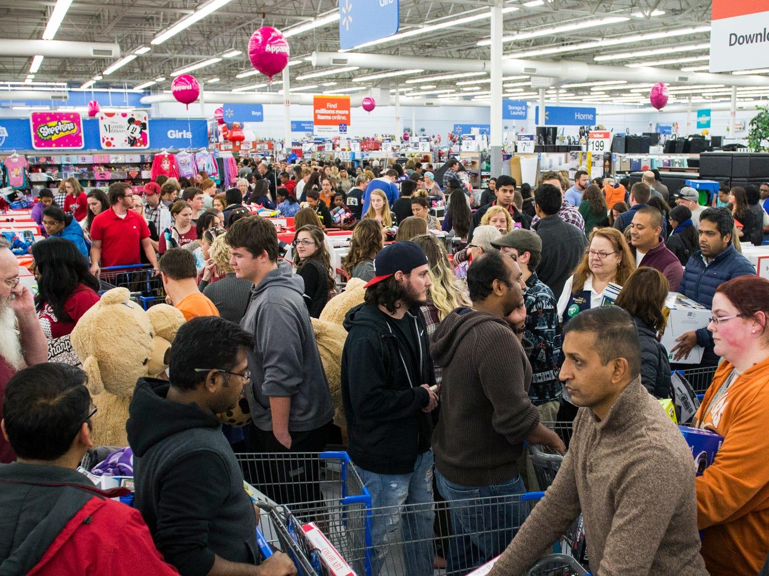 Walmart will close stores on Thanksgiving, ending a Black Friday