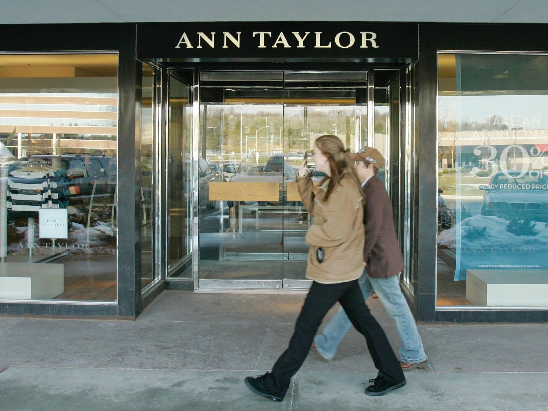 Ann Taylor Loft Stores Closing List Of Addresses [ 1345 x 1793 Pixel ]