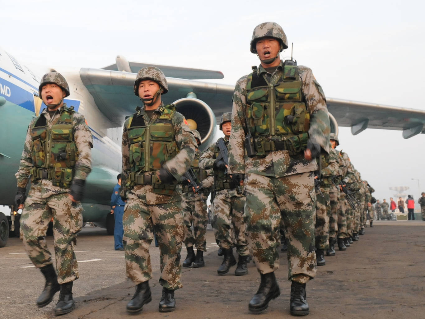India-China border hotspot Pangong Tso Lake sees fresh build up of Chinese  troops | Business Insider India