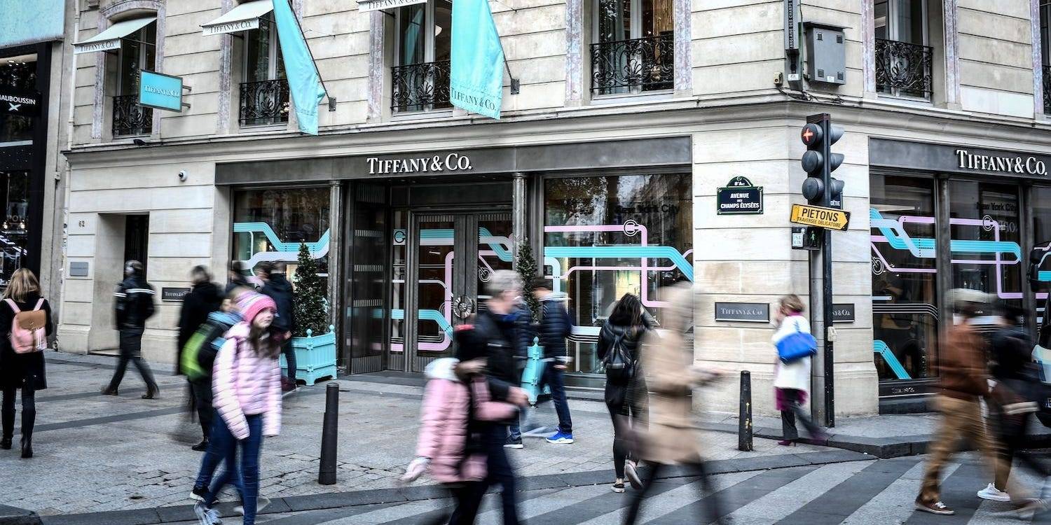 Tiffany sinks 11% after Louis Vuitton-owner LVMH calls off $16 billion takeover deal | Business ...
