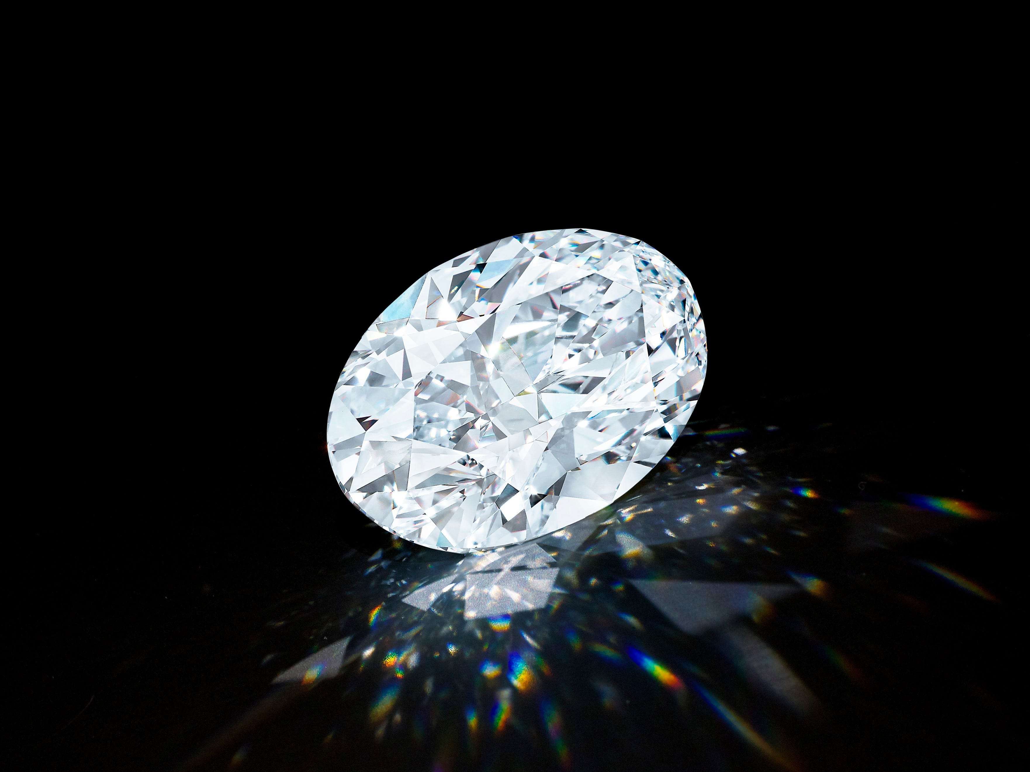 Алмаз цена. Бриллиант. Sotheby’s Алмаз. Бриллиант под Алмаз. Драгоценные камни от 100 карат.