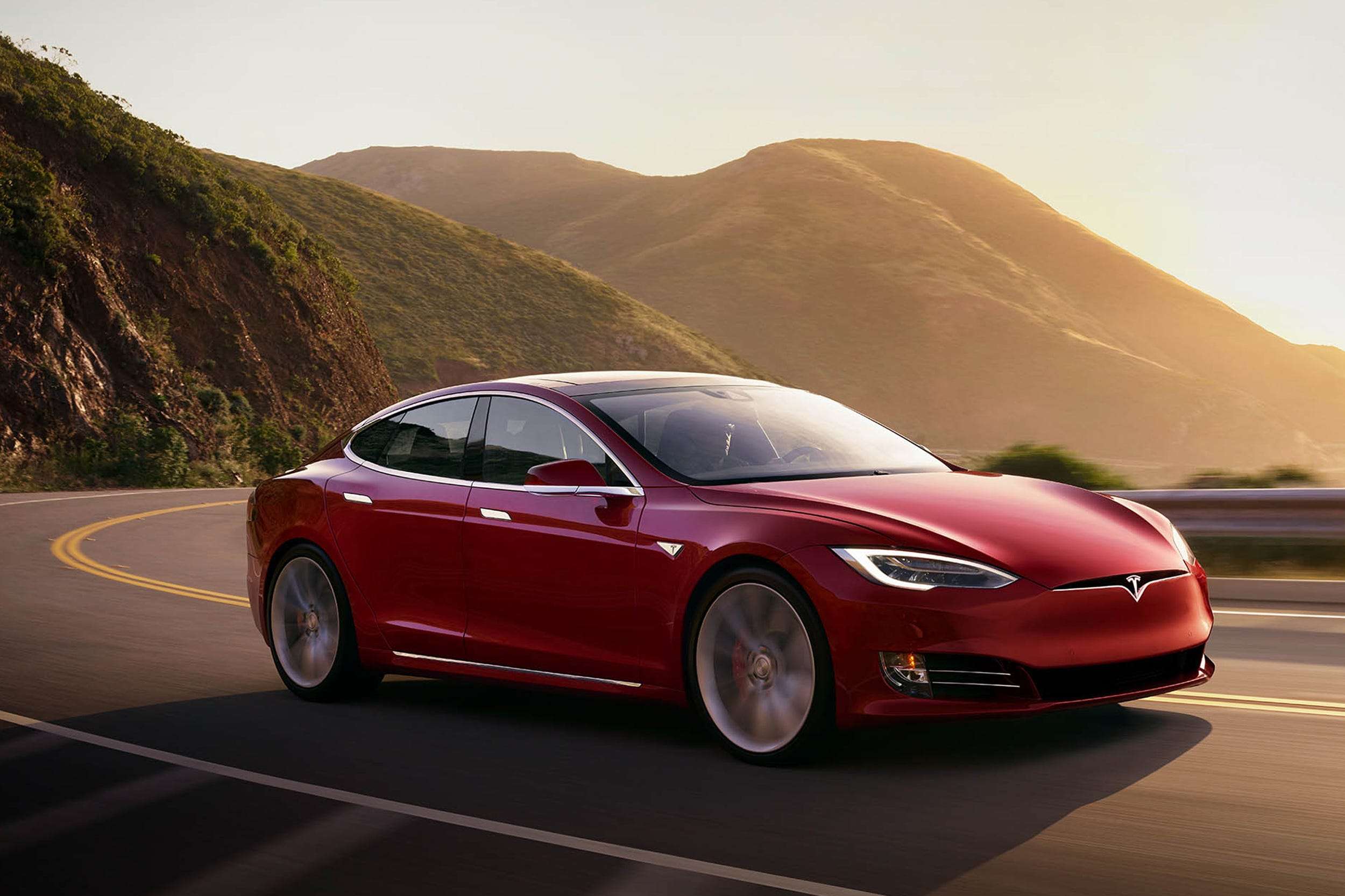 Watch the new, 1,100-horsepower Tesla Model S Plaid 