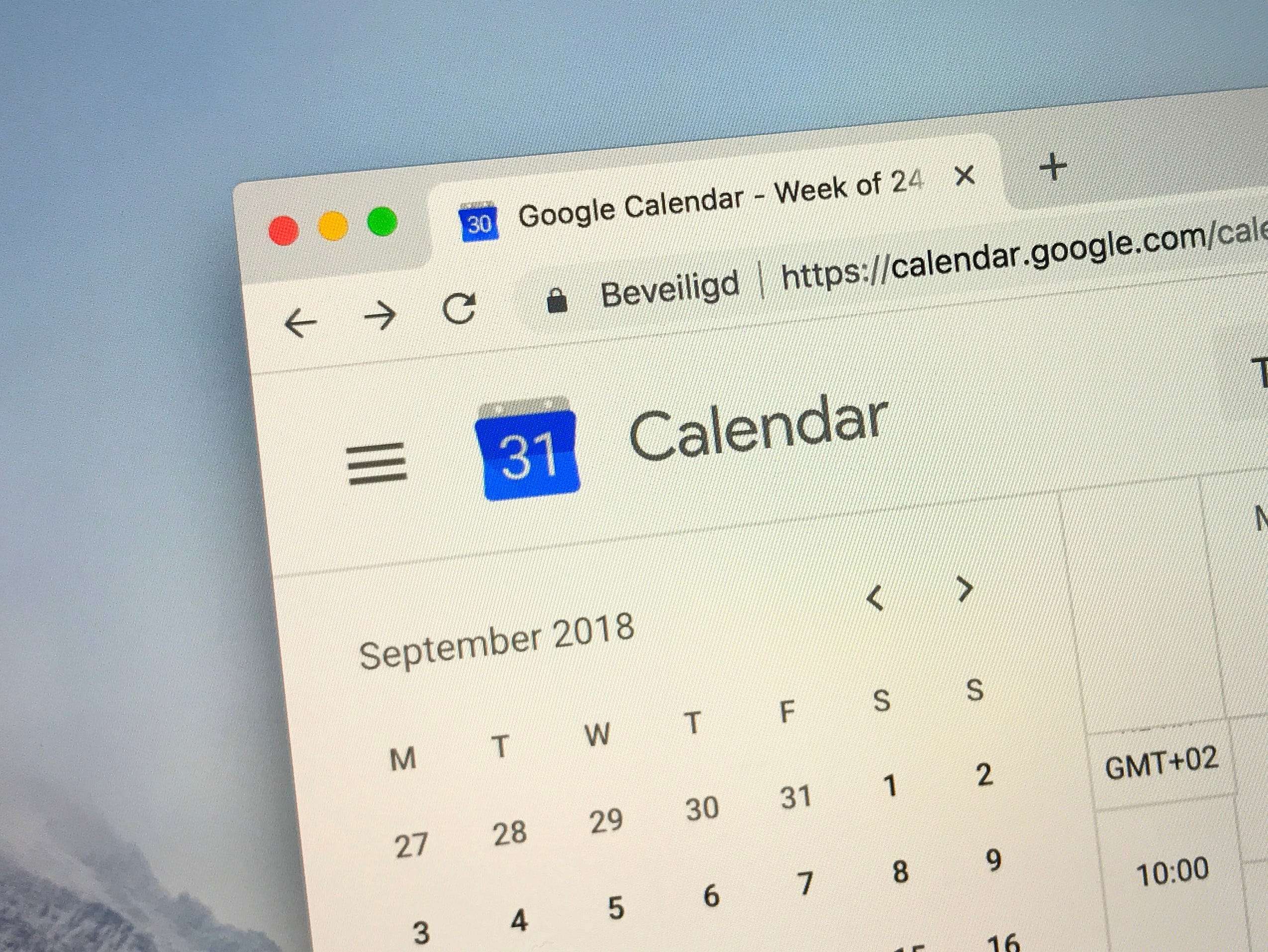 How to change the colors on your Google Calendar to differentiate your