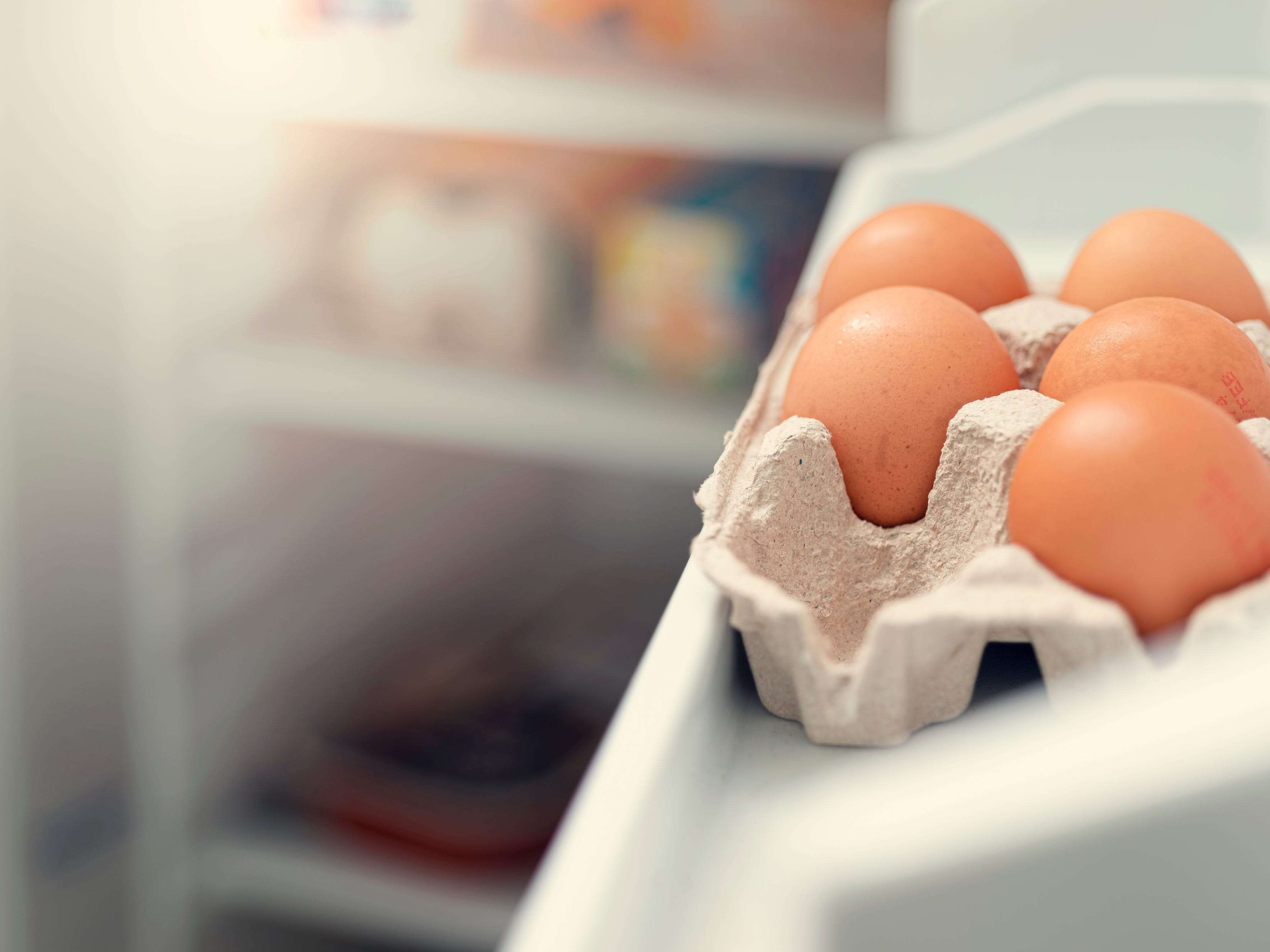 Brown versus white eggs: Which eggs to buy and why