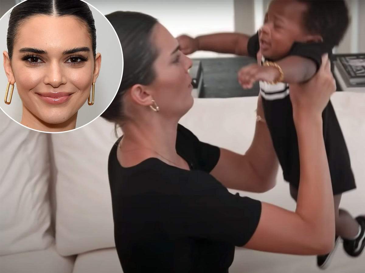 Kendall Jenner says she wants to have kids 'soon' in the trailer for