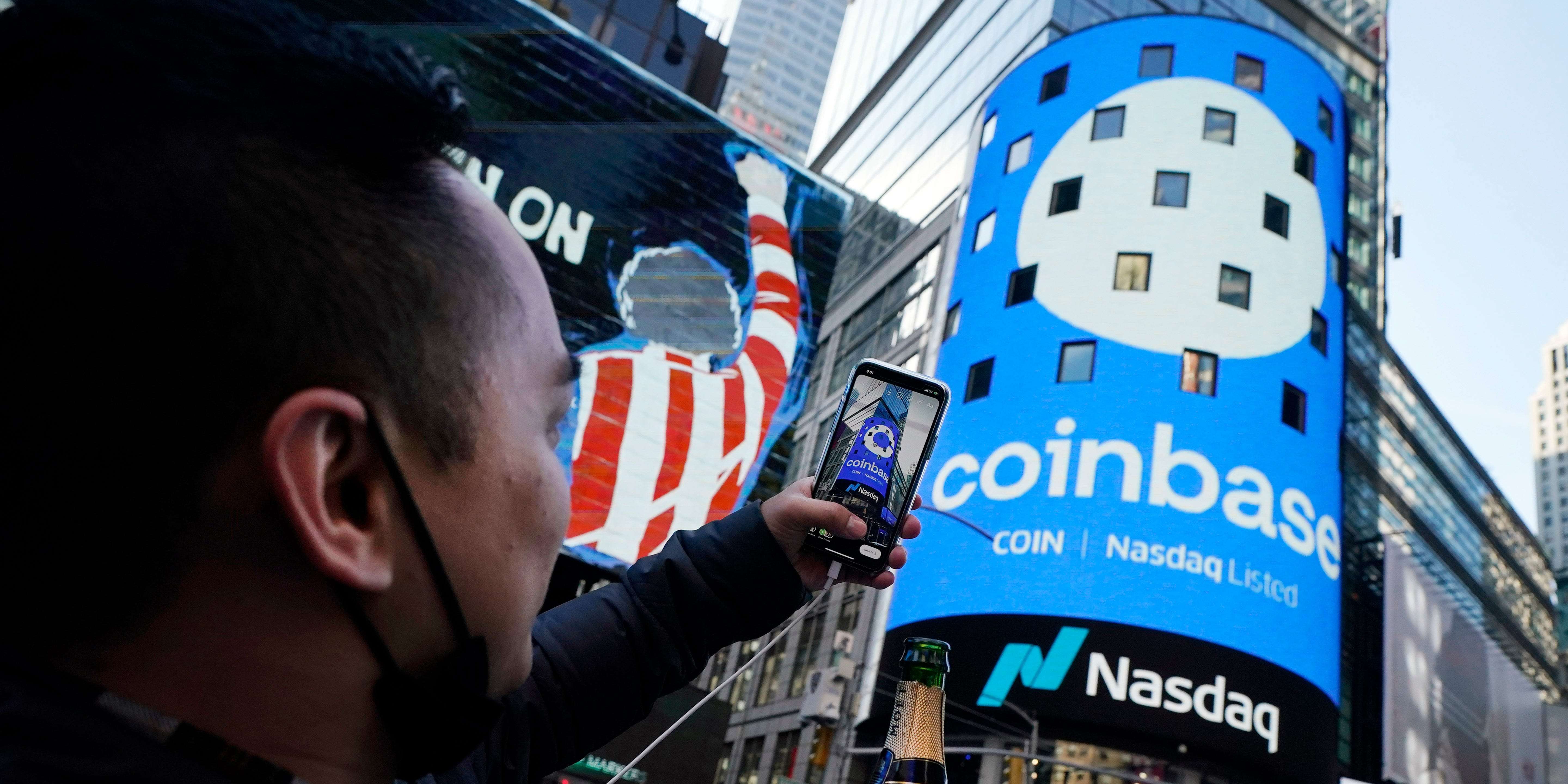 Bitcoin News Coinbase - Coinbase What It Is And How To Use ...