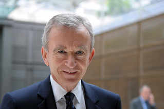 Need Technosoft - French fashion tycoon Bernard Arnault is the world's  richest person this Monday, with an estimated net worth of $186.3  billion—putting him $300 million above Jeff Bezos, who is worth