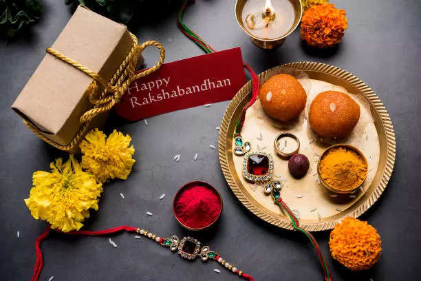 Raksha Bandhan 2022: Warm messages and wishes for your sister | Business  Insider India